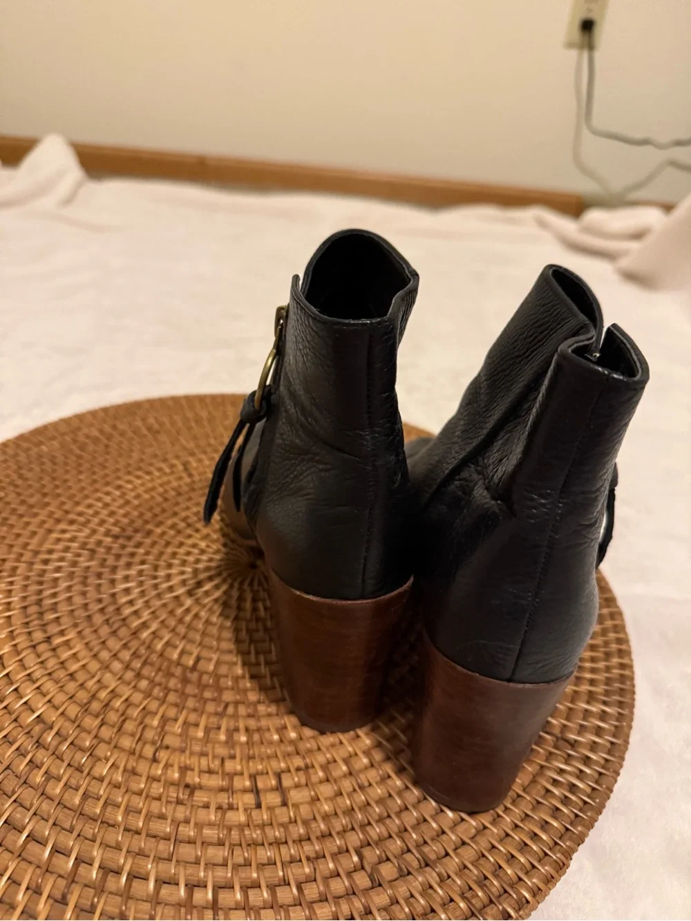 Franco Sarto smooth black